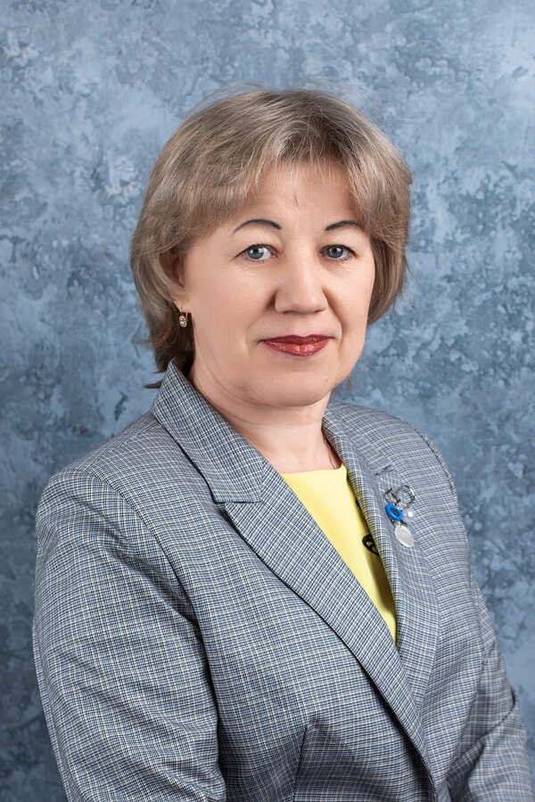 Галиуллина Елена Петровна.